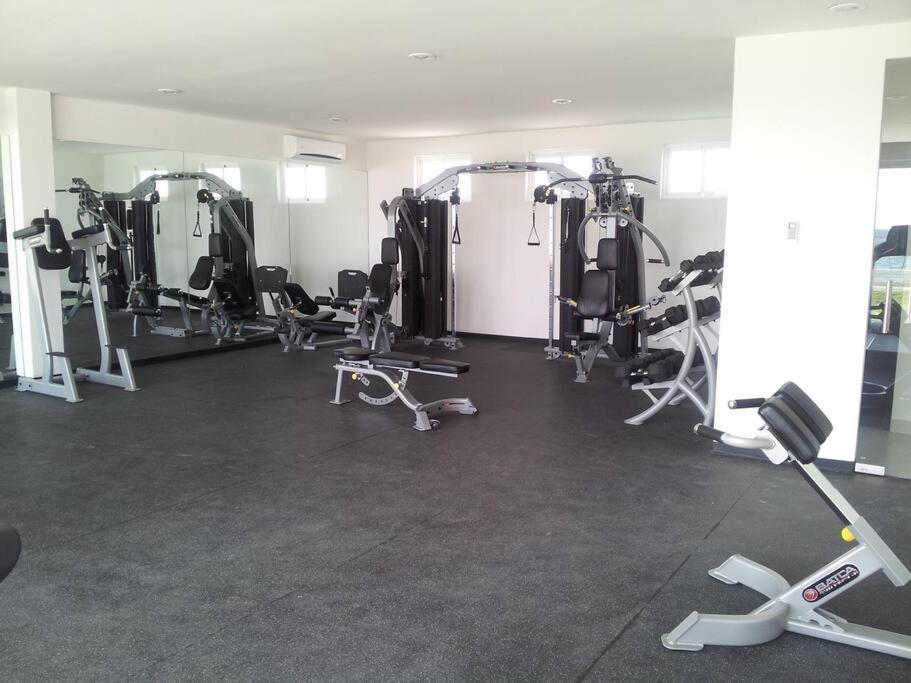 Punta Me Luxury Apartments Ocean View & Beach Front In Amara Канкун Екстериор снимка
