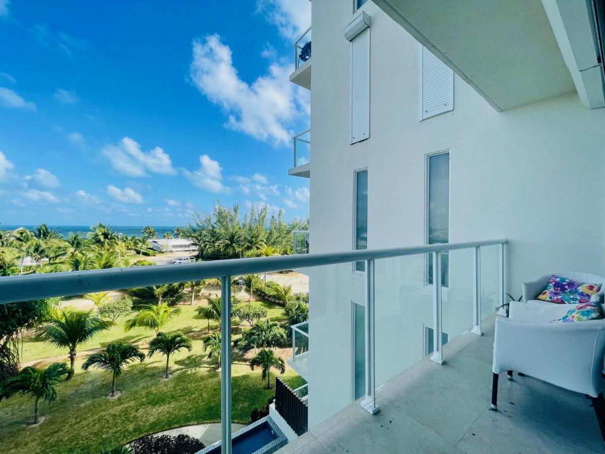 Punta Me Luxury Apartments Ocean View & Beach Front In Amara Канкун Екстериор снимка
